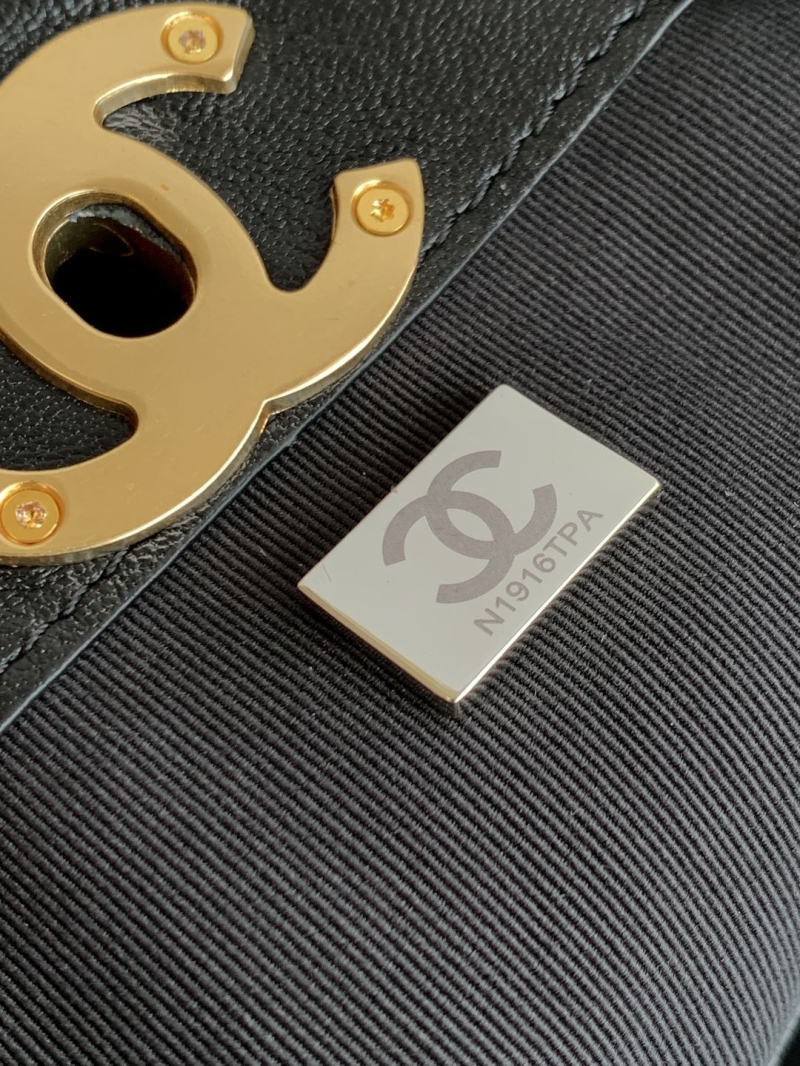 Ch**el shopping bags